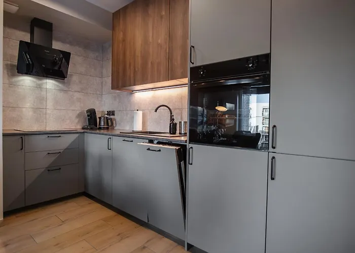 Jezyk-exclusive Free Parking * Poznaň