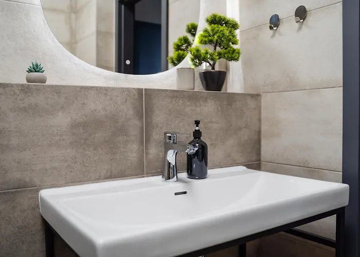 Jezyk-exclusive Free Parking Apartmán *